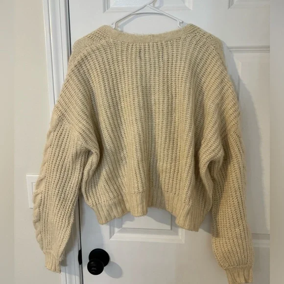 American Eagle Sweater - Picture 2 of 2